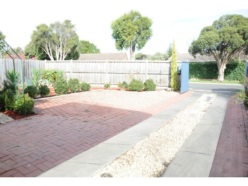 19 Warbla Street, Dandenong North VIC 3175