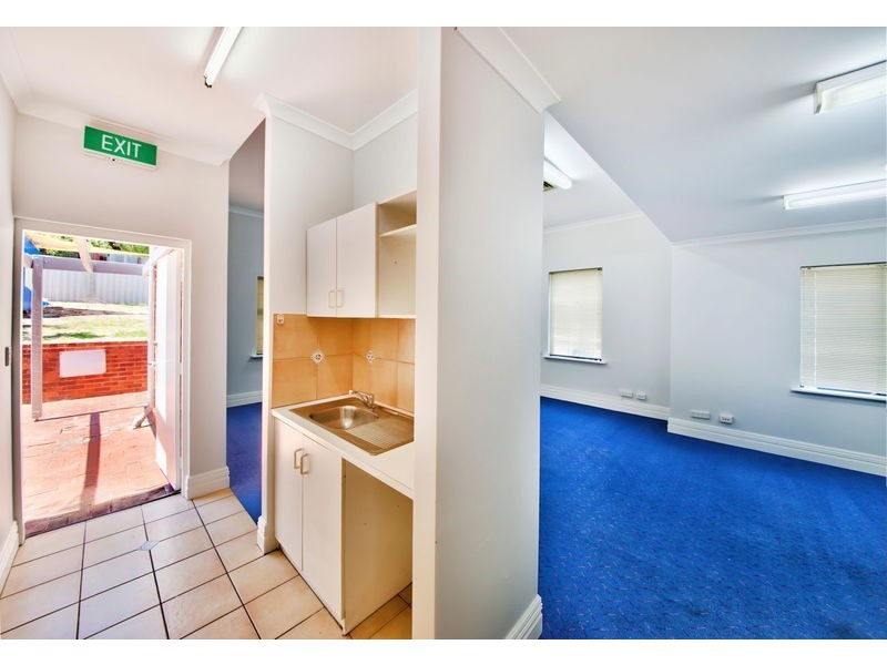 19 King William Street, Bayswater WA 6053