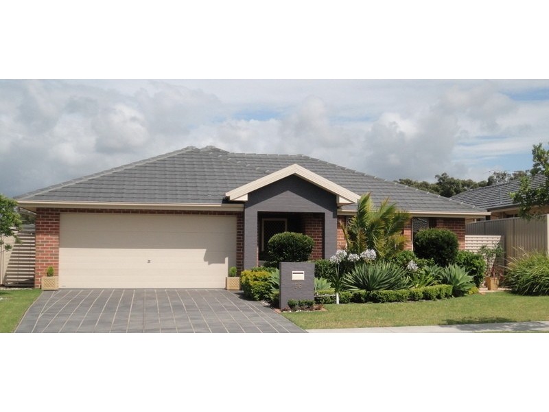 56 Waterside Drive, Woongarrah NSW 2259