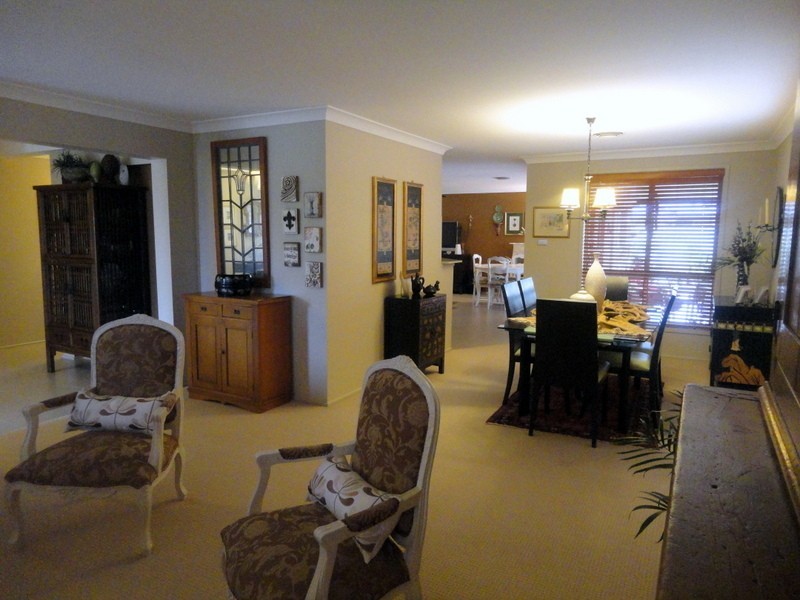 56 Waterside Drive, Woongarrah NSW 2259