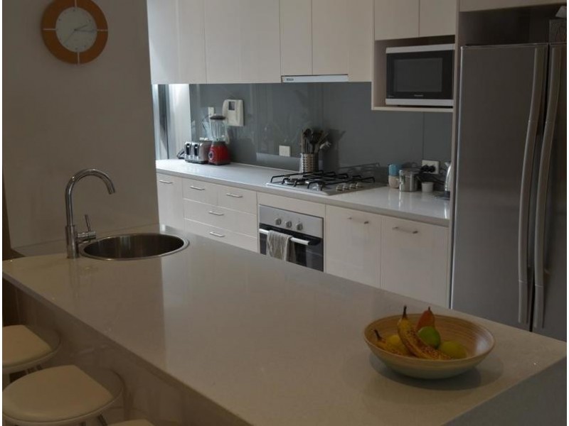 3 Kudlyo Close, New Port SA 5015
