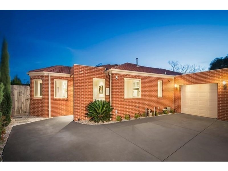 2/51 Leonard Close, Clarinda VIC 3169
