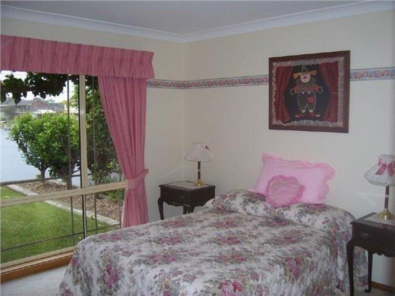 4 Cormorant Avenue, Sussex Inlet NSW 2540