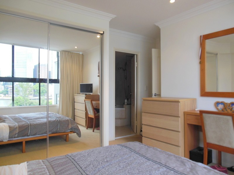 54/161 Main Street, Kangaroo Point QLD 4169
