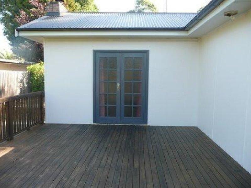 34 Waratah Street, East Gosford NSW 2250