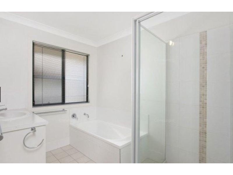 1/86 Adelaide Street, Carina QLD 4152