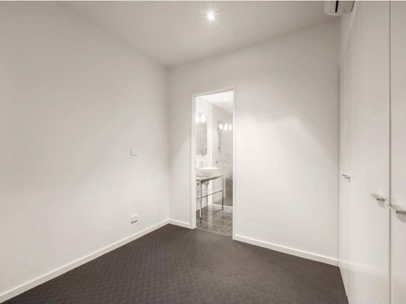 68 La Trobe Street, Melbourne VIC 3000