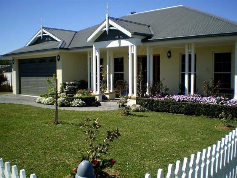 6 Parmenter Court, Bowral NSW 2576