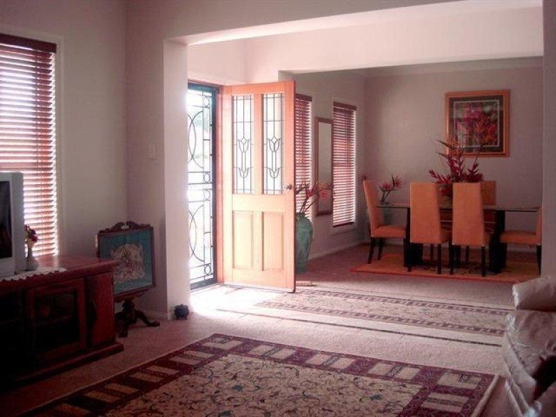 6 Parmenter Court, Bowral NSW 2576