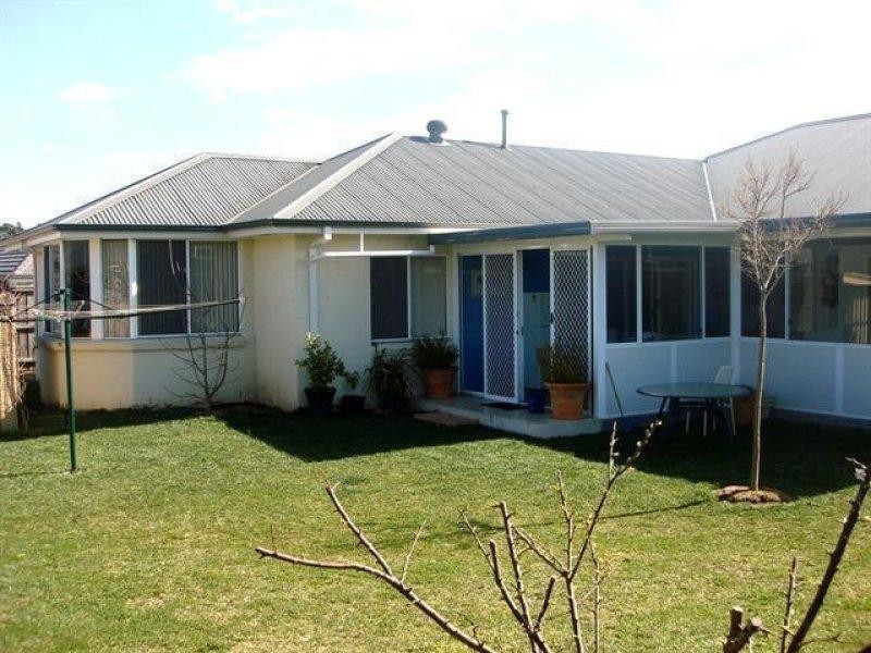 6 Parmenter Court, Bowral NSW 2576