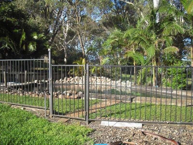 9 Rookes Road, Salt Ash NSW 2318