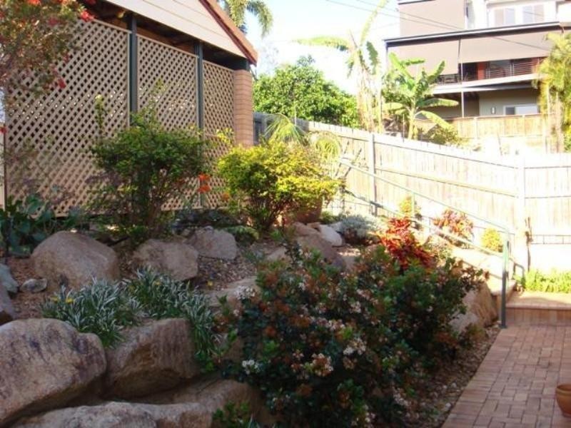 57 Waverley Road, Camp Hill QLD 4152