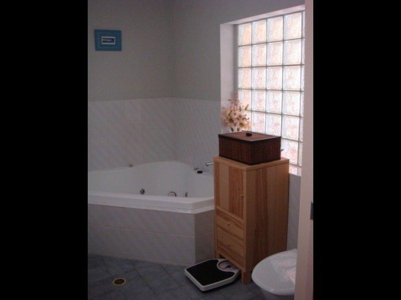 57 Waverley Road, Camp Hill QLD 4152