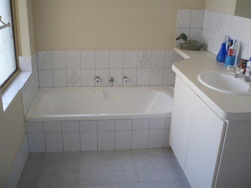 4B Deb Street, Falcon WA 6210