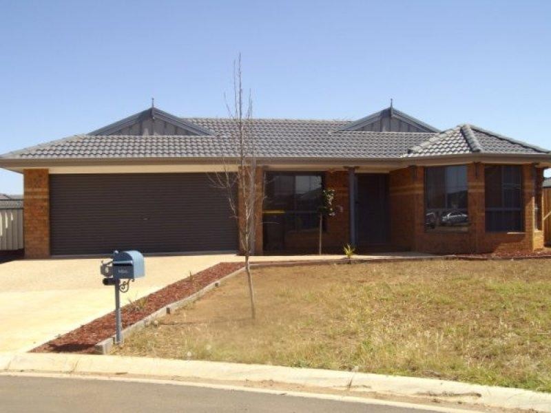 6 Drysdale Place, Brookfield VIC 3338