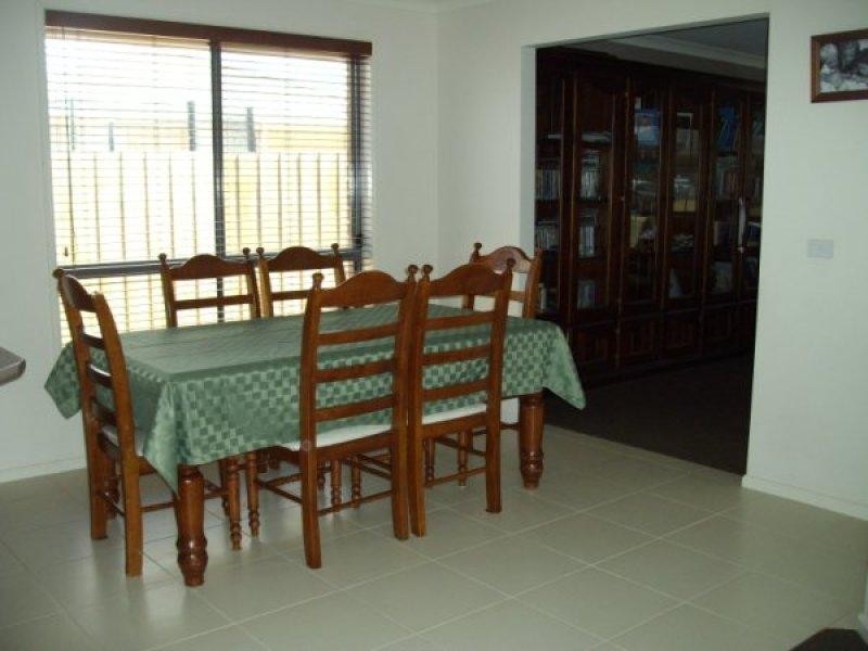 6 Drysdale Place, Brookfield VIC 3338