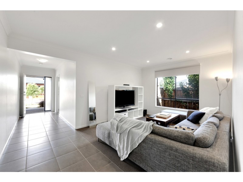 1 Diadem Way, Williams Landing VIC 3027