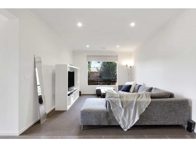 1 Diadem Way, Williams Landing VIC 3027