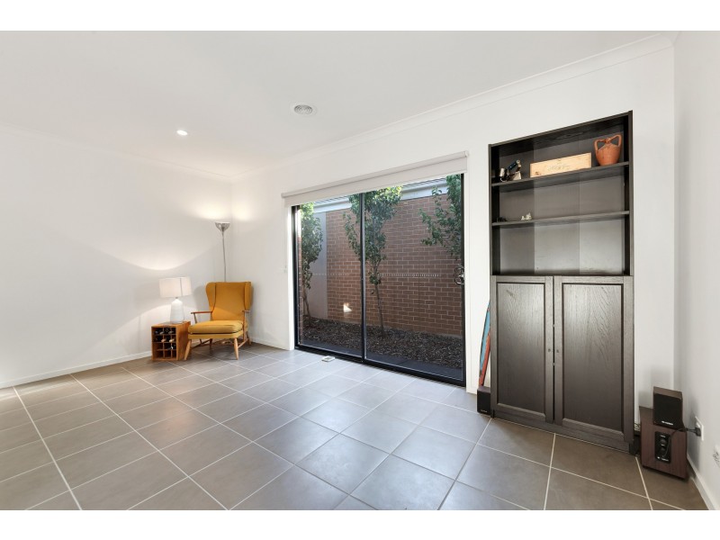 1 Diadem Way, Williams Landing VIC 3027