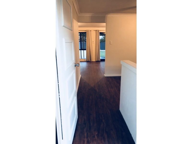 11 Maiden Park Road, Withers WA 6230