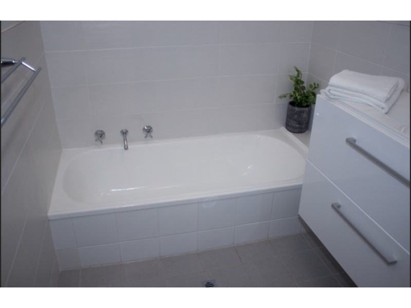 11 Maiden Park Road, Withers WA 6230