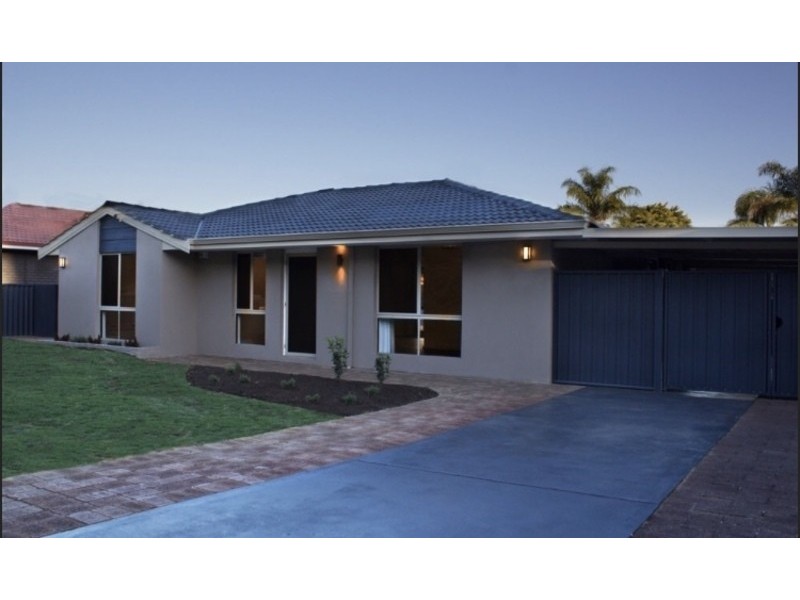 11 Maiden Park Road, Withers WA 6230