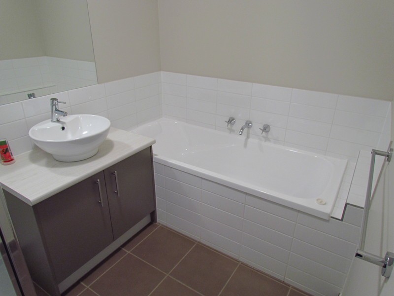 N/A N/A, Brookfield VIC 3338
