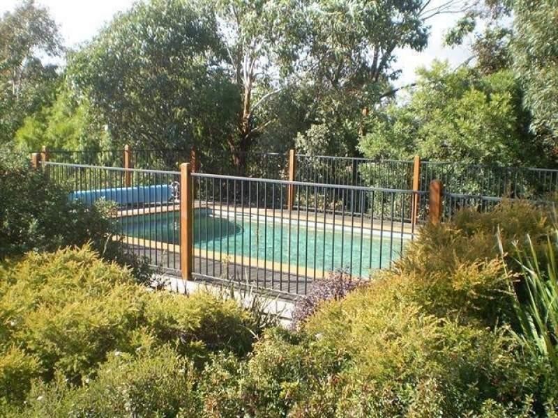 16 Jonathan Road, Gisborne VIC 3437