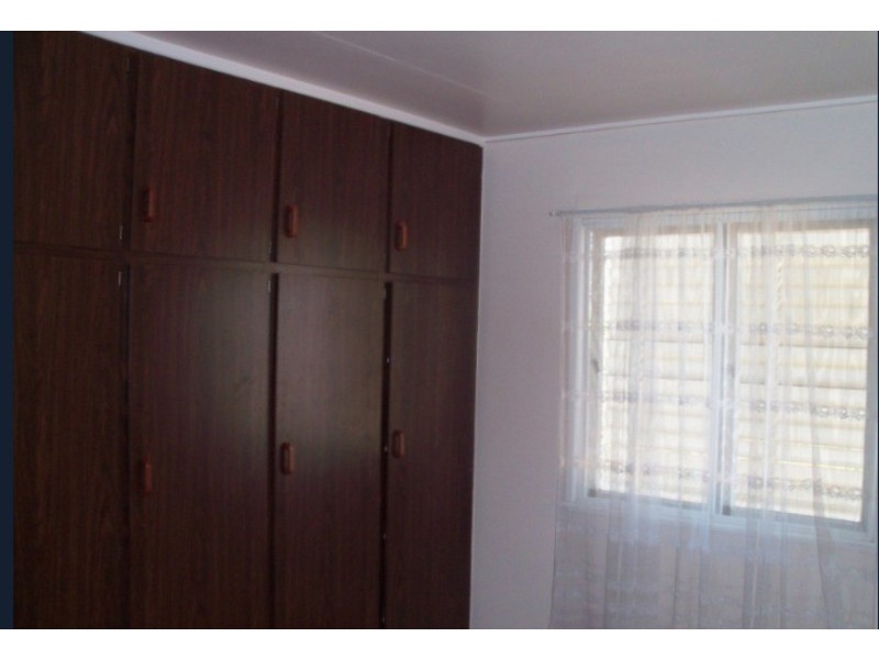 14 Rodney Street, Bowen QLD 4805