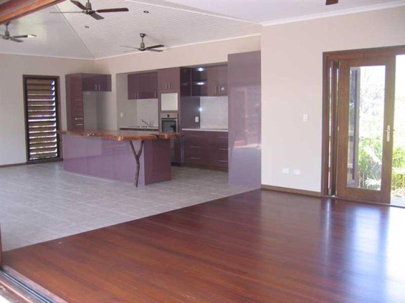 25 Apjohn Street, Horseshoe Bay QLD 4819