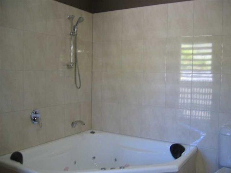 25 Apjohn Street, Horseshoe Bay QLD 4819