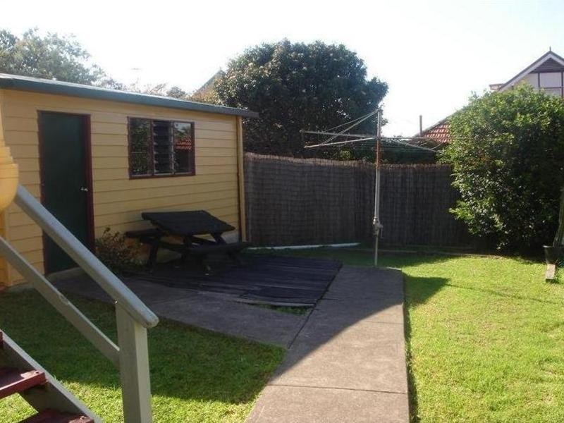 Mayfield NSW 2304