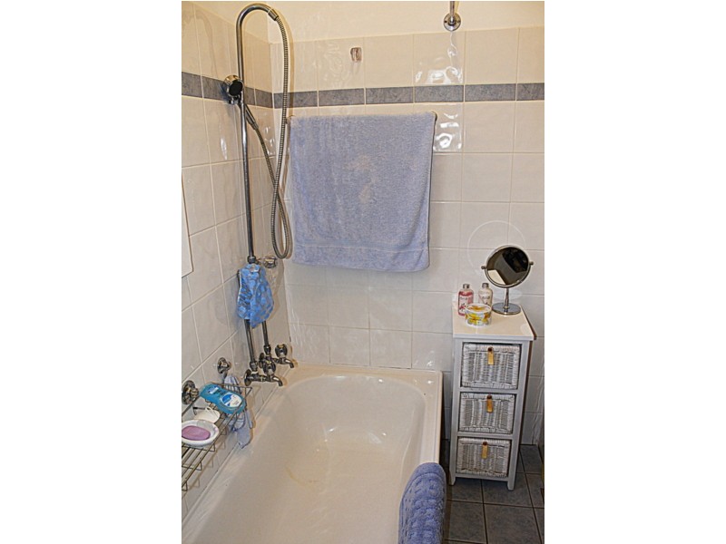 4 cross, Mayfield West NSW 2304