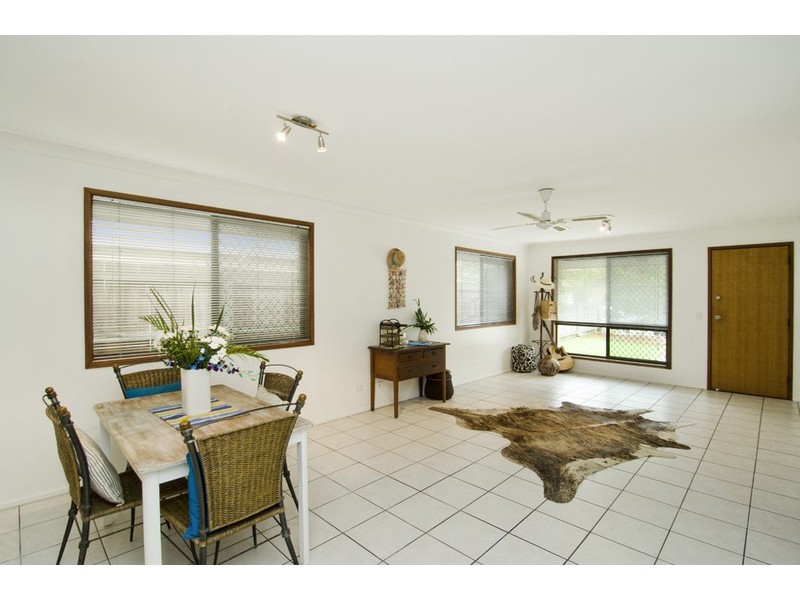 29 Sixth Avenue, Palm Beach QLD 4221