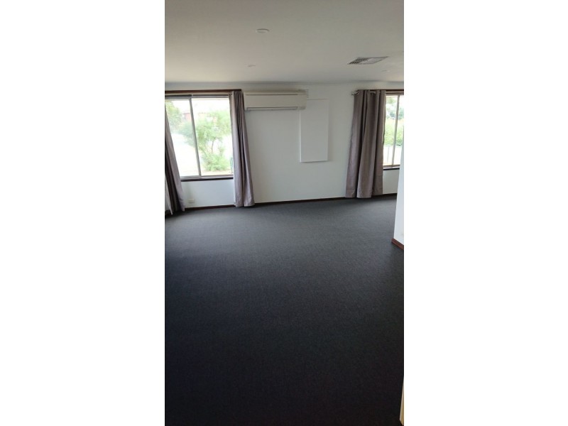 284 Sunshine Avenue, Kealba VIC 3021