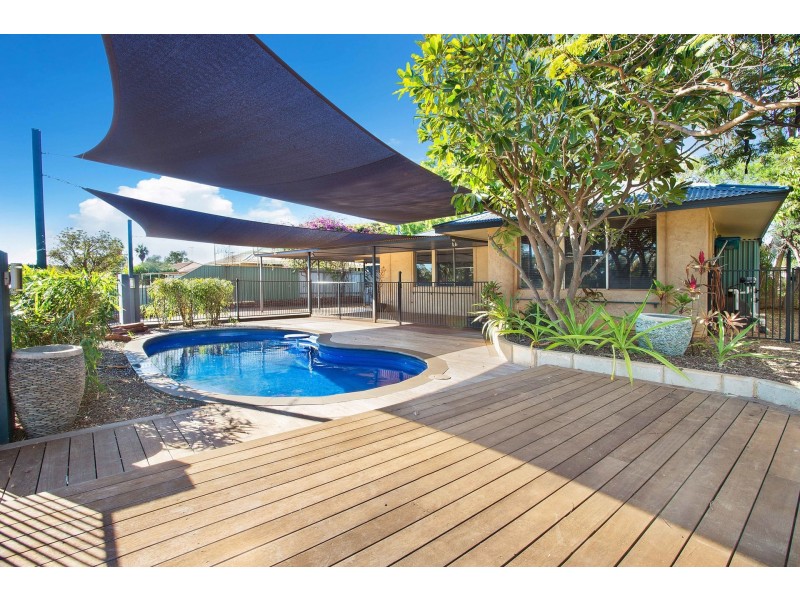 8 Stirling Crescent, Dampier WA 6713