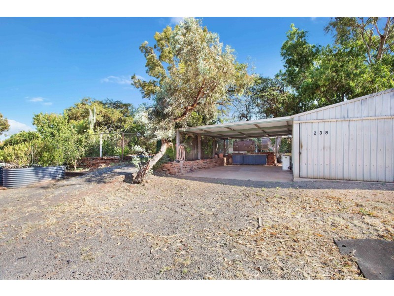 8 Stirling Crescent, Dampier WA 6713