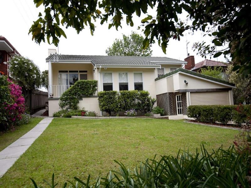 82 Dumfries Ave, Mount Ousley NSW 2519