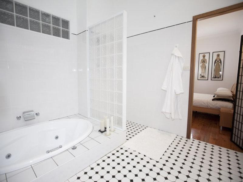 82 Dumfries Ave, Mount Ousley NSW 2519