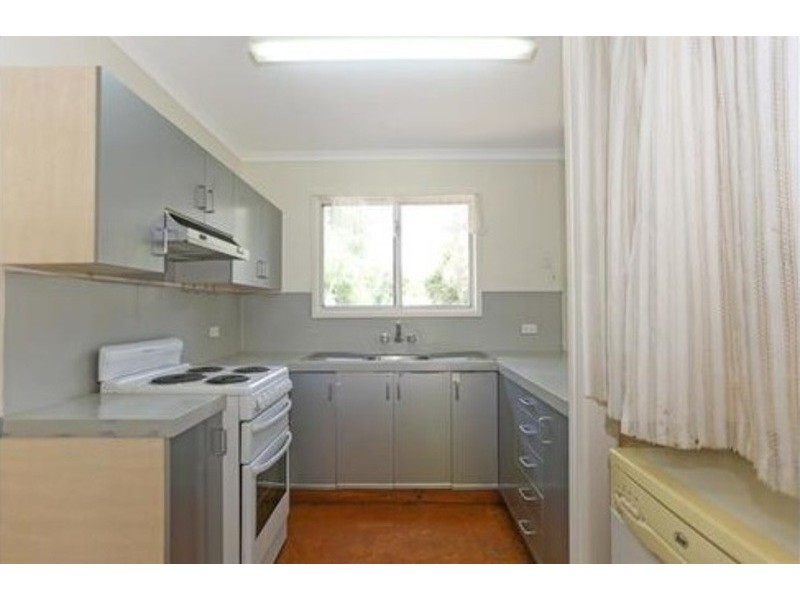 1A Skylark Street, Slade Point QLD 4740