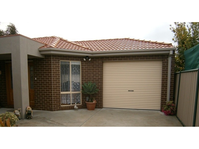 2/9 Rosewell Court, Norlane VIC 3214