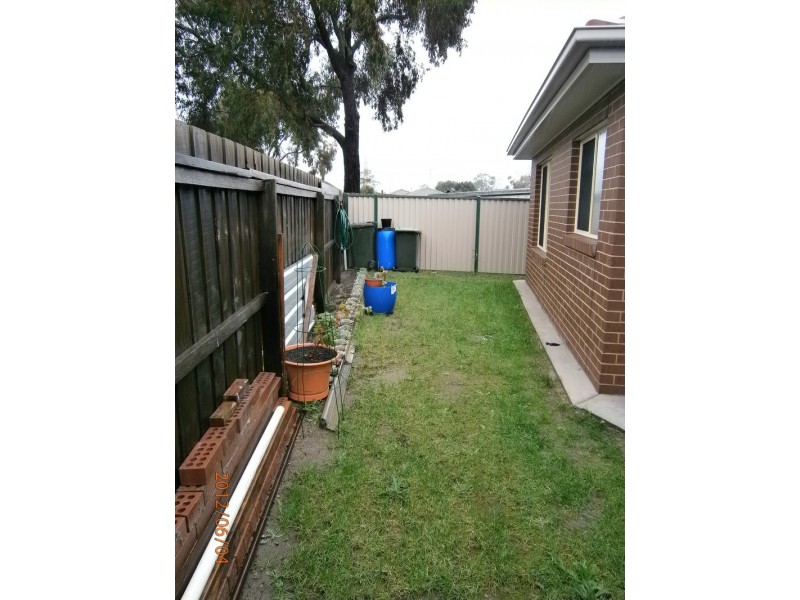 2/9 Rosewell Court, Norlane VIC 3214