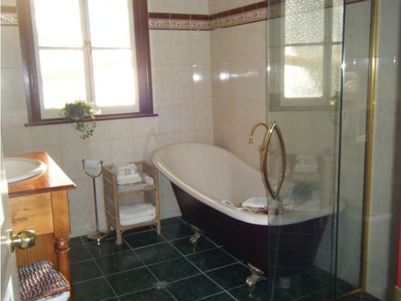 71 Nerreman Road, Wivenhoe Pocket QLD 4306