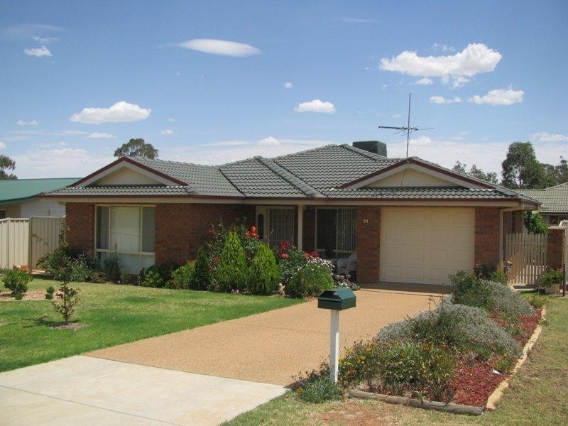 10 Lewis, Coolamon NSW 2701