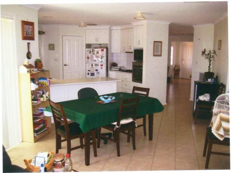 10 Lewis, Coolamon NSW 2701