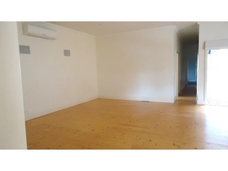 29 Parer Street, Burwood VIC 3125