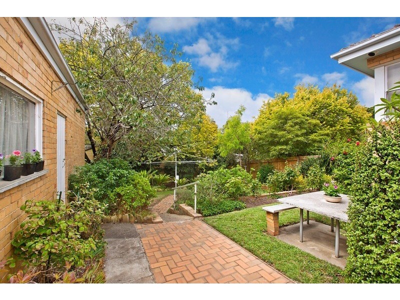 13 Waratah Avenue, Burwood VIC 3125