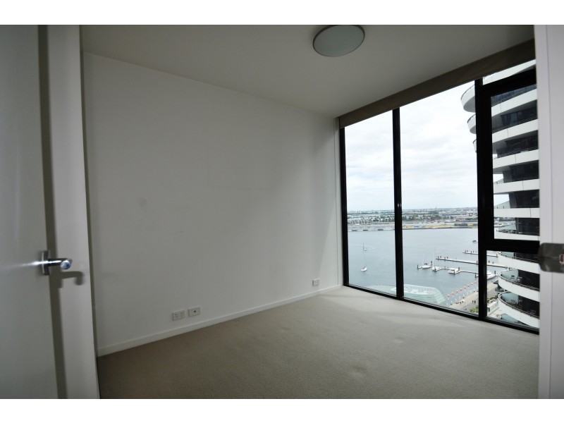 5 Caravel Lane, Docklands VIC 3008