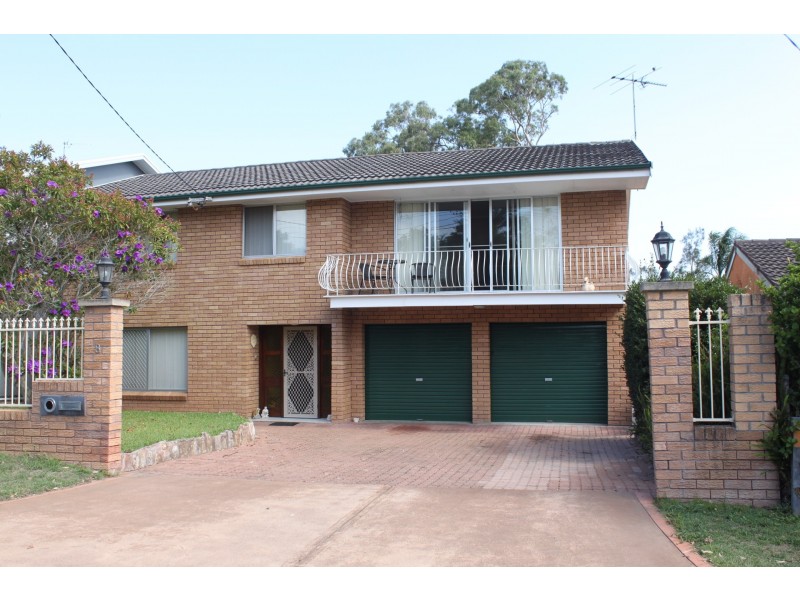 8 Caswell Crescent, Tanilba Bay NSW 2319