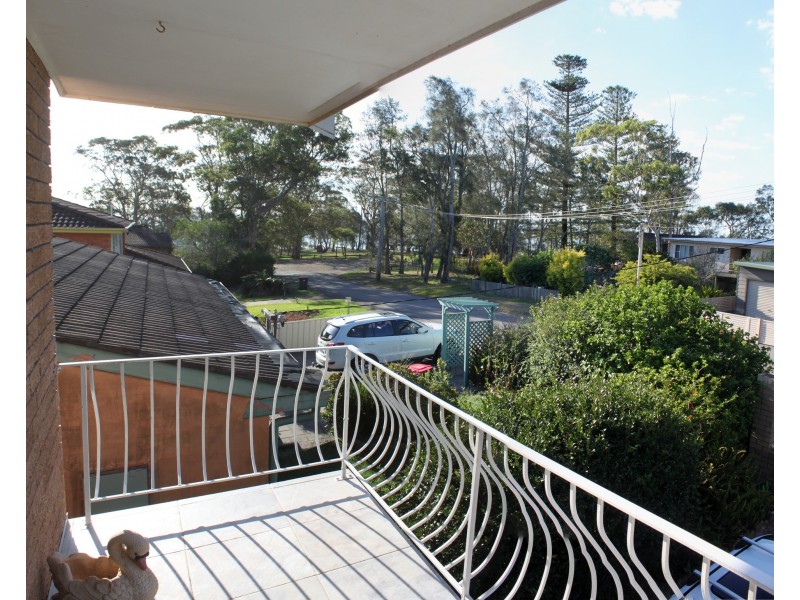8 Caswell Crescent, Tanilba Bay NSW 2319